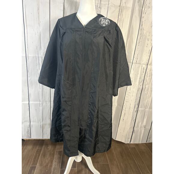 Old Dominion University Gown - Picture 1 of 4